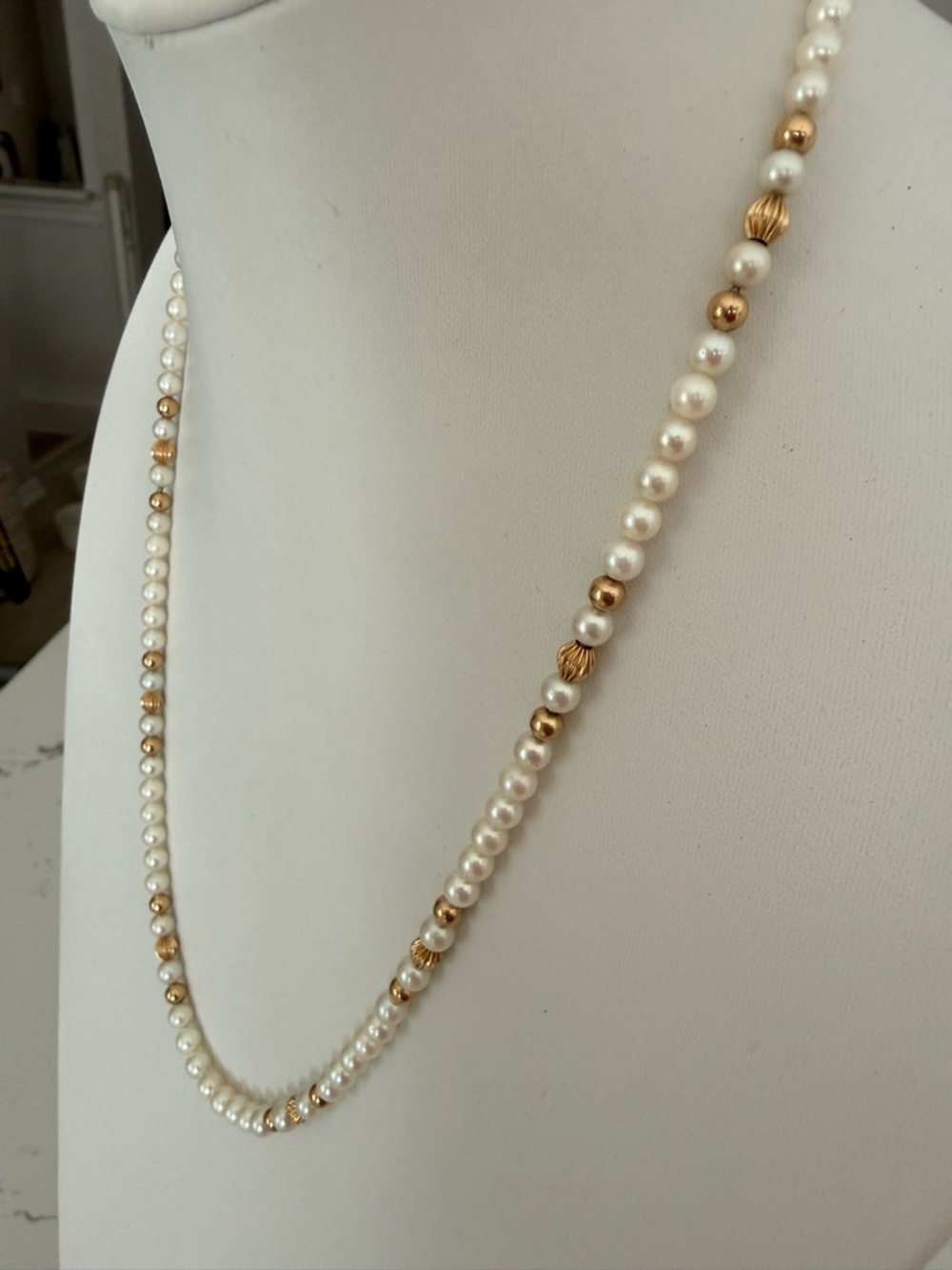 Classic Pearl necklace w/ Gold Beads - Picture 7 of 16